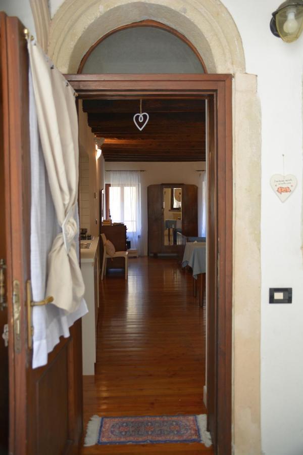 Апартаменти Accogliente Locale Con Terrazzo In Centro Storico Вітторіо-Венето Екстер'єр фото